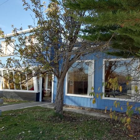 Hostal Los Pinos Puerto Natales Exterior foto