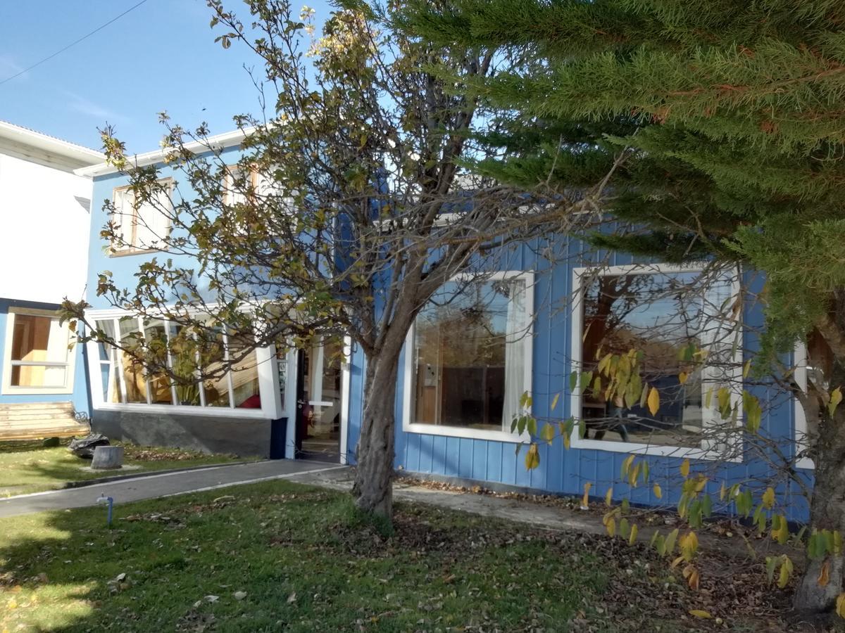 Hostal Los Pinos Puerto Natales Exterior foto